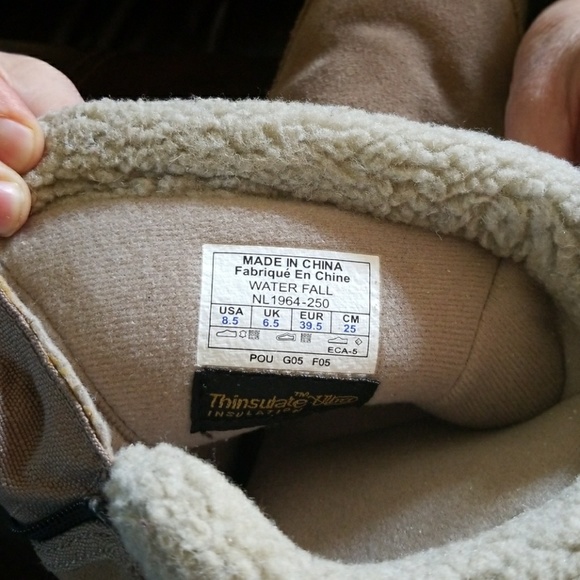 Sorel Winter Boots - Picture 3 of 7